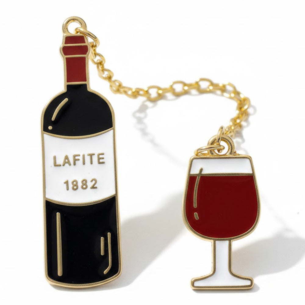Anstecker mit Kette Weinflasche mit Glas