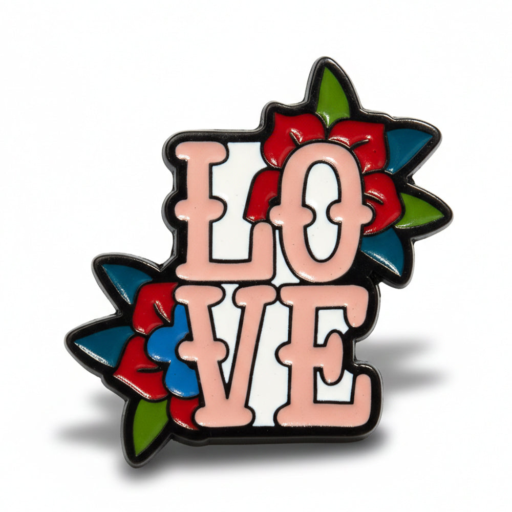 Anstecker Spruch "Love" mit Blumen